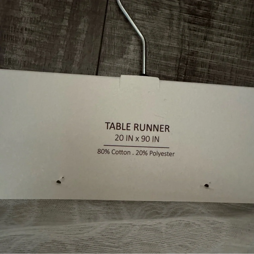 Antonio Salgado Light Gray Patterned Jacquard Table Runner 20 in. X 90 in. NWT